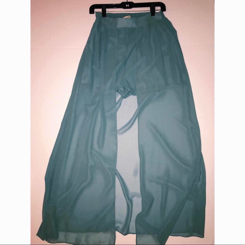 Entro Shorts with Semi Cut Ankle Long Skirt